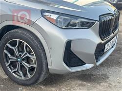 بی ئێم دەبڵیو X1